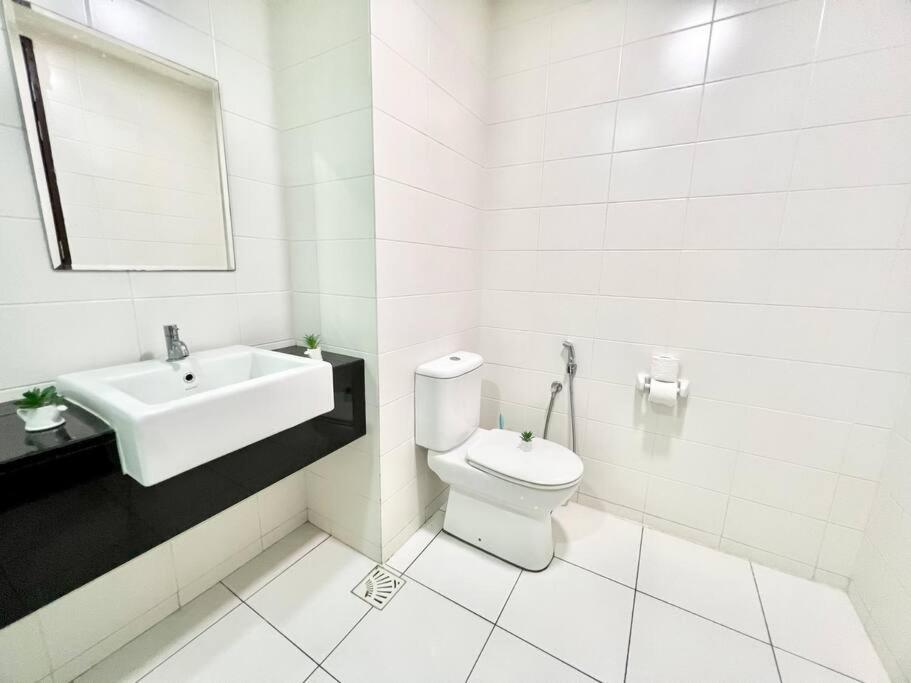 G 1-5Pax Cozy Home Trefoil Setia Alam 100Mps Wifi & Tv Sccc 外观 照片